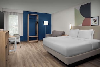 spark by hilton tampa brandon