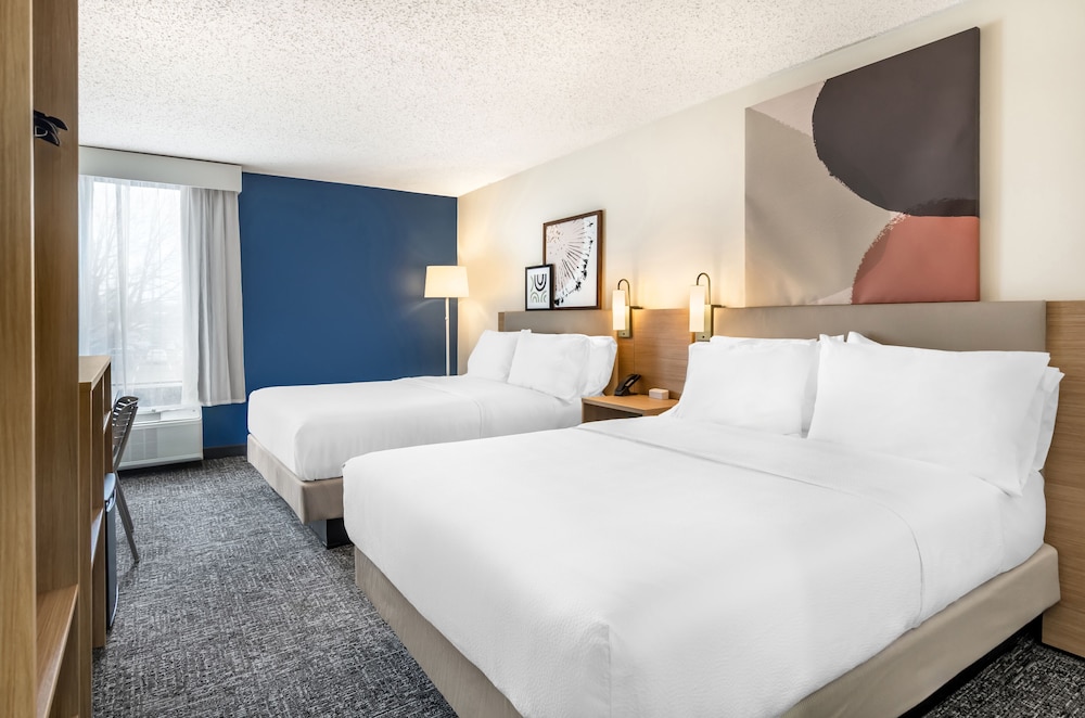 spark by hilton knoxville north i 75