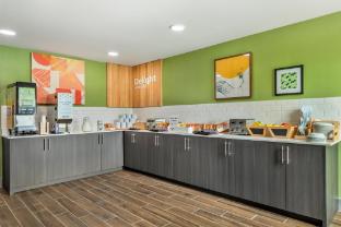 spark by hilton knoxville north i 75