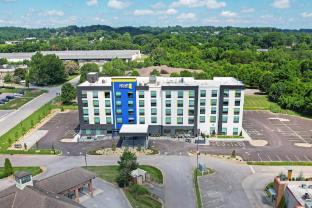home2 suites by hilton powell knoxville north tn