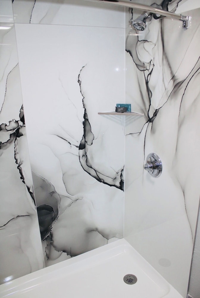 meridian inn oklahoma city airport