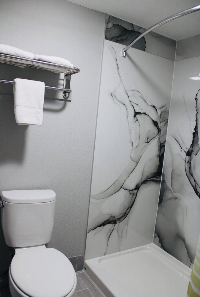 meridian inn oklahoma city airport