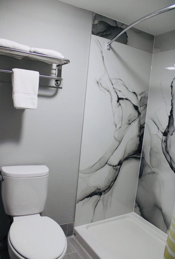 meridian inn oklahoma city airport