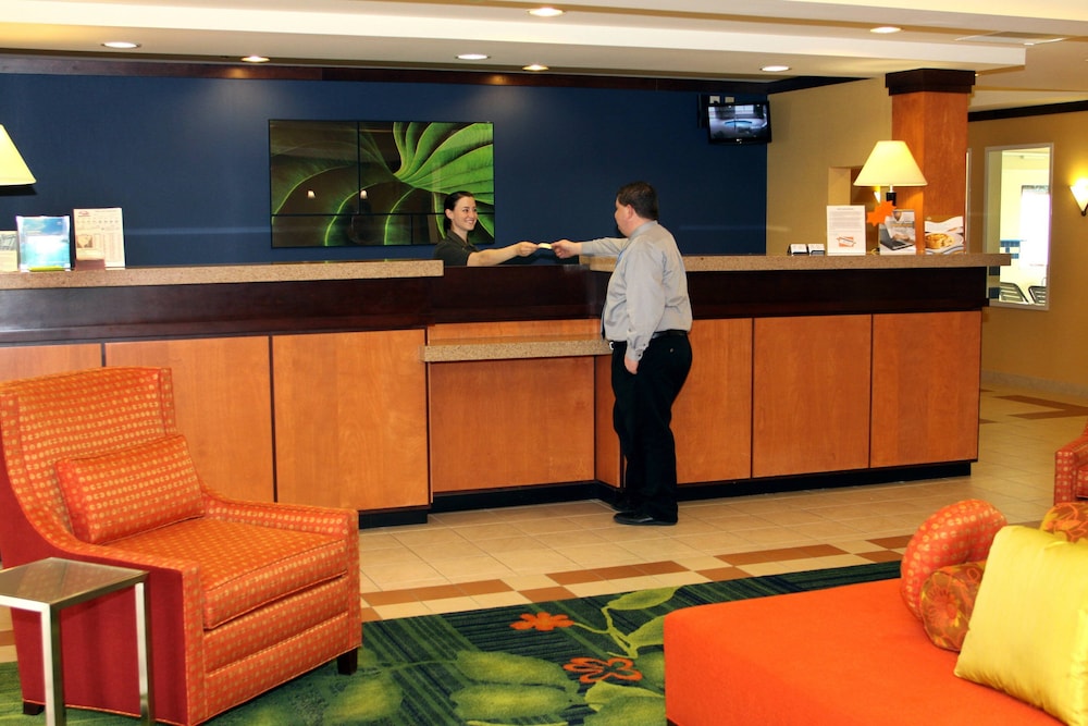 fairfield inn and suites by marriott marion