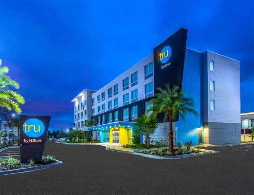 tru by hilton st augustine i 95