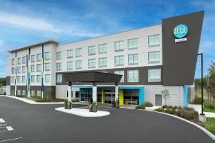 tru by hilton valparaiso in