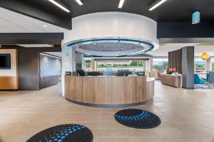 tru by hilton valparaiso in