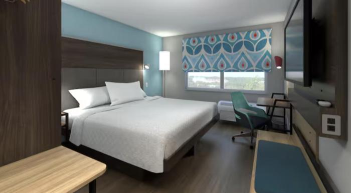 tru by hilton valparaiso in