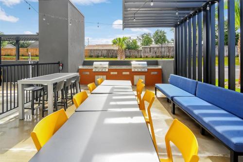 home2 suites by hilton crestview i 10