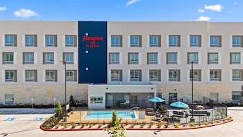 hampton inn wharton tx