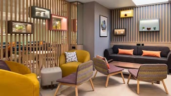 Hampton By Hilton Wroclaw Airport,,3 star