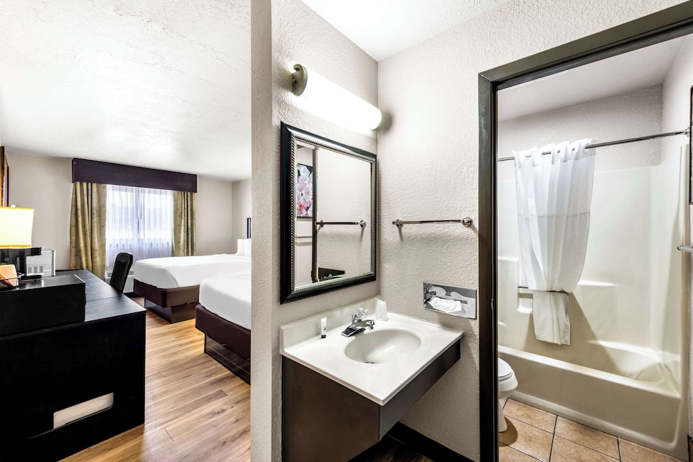 americas best value inn marquette