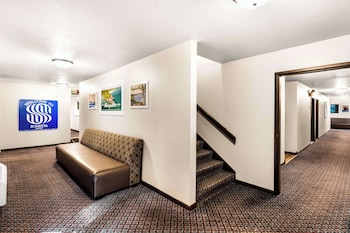 Americas Best Value Inn Marquette,Harvey>>Chocolay Charter Township,2 star