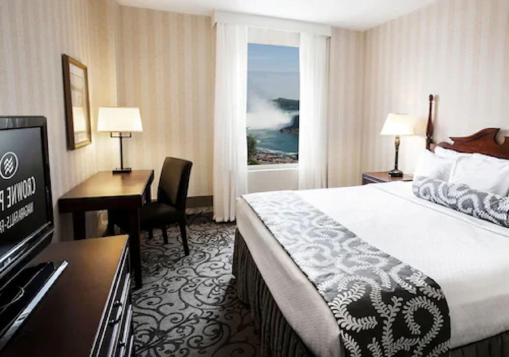 the brock niagara falls fallsview tapestry by hilton