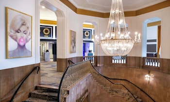 The Brock Niagara Falls Fallsview, Tapestry By Hilton,,4 star