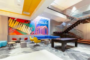 tru by hilton chillan ferrat