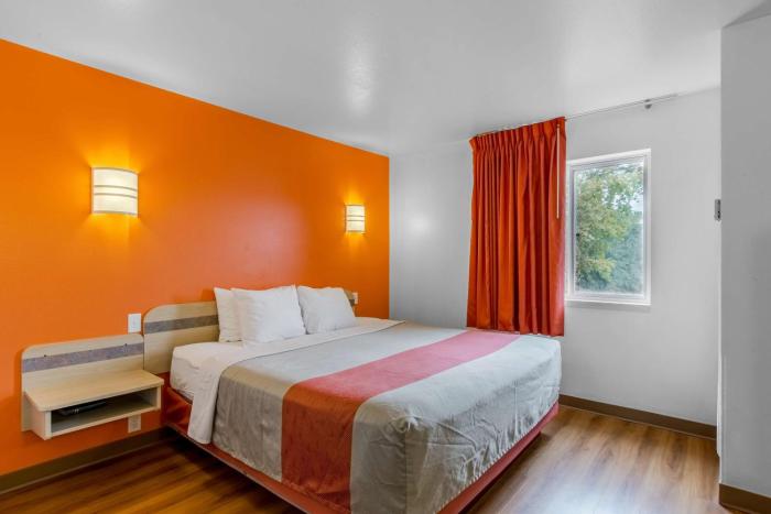 motel 6 baraboo wi lake delton