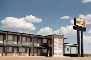 Motel 8 Laramie,Albany County>>Albany,3 star