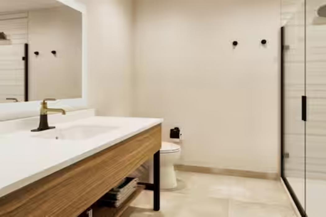 hampton inn by hilton calgary downtown
