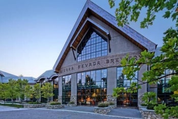 Mountain Inn & Suites,East Flat Rock>>Asheville,3 star