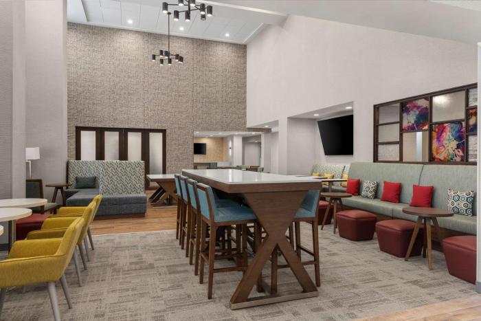 hampton inn and suites orangeville on