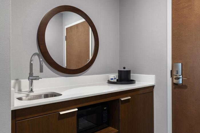 hampton inn and suites orangeville on