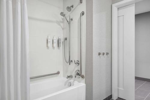 hampton inn and suites orangeville on