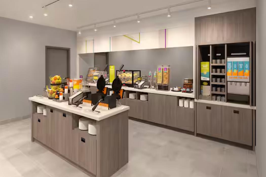 home2 suites by hilton vaughan toronto on