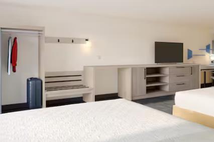 home2 suites by hilton vaughan toronto on