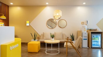 bloom hotel jayanagar