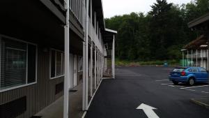 oceans inn and suites