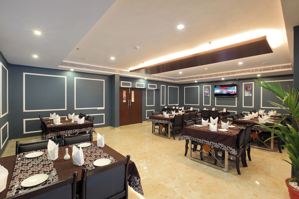 hotel indraprastha kozhencherry
