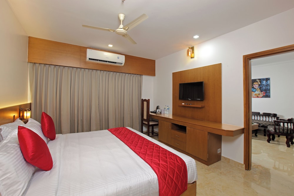 hotel indraprastha kozhencherry