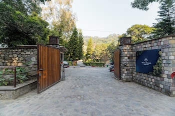 bel la monde riverside jim corbett