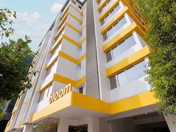 bloom hotel balewadi