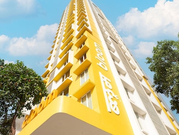 bloom hotel saki vihar