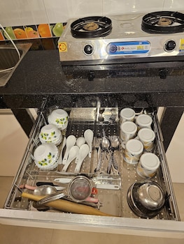 casa de abhishek breezy 2 bhk