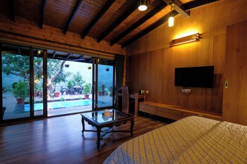 parvat homes resort