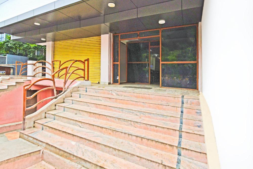 super collection o sanath nagar near railway station