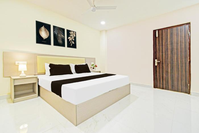 super collection o sanath nagar near railway station