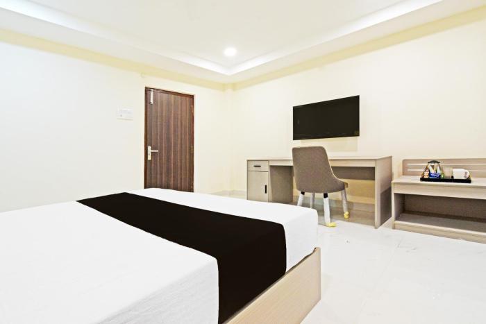 super collection o sanath nagar near railway station