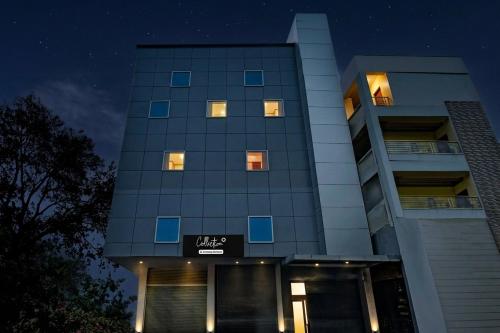super collection o sanath nagar near railway station