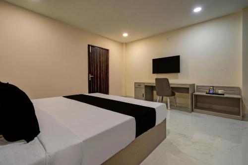 super collection o sanath nagar near railway station