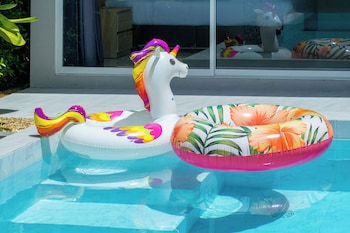 sasi pool villa phuket