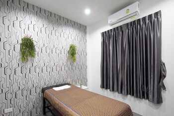 sasi pool villa phuket