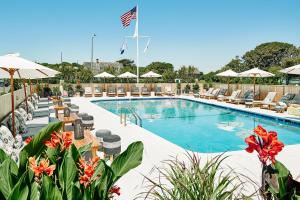 Hero Beach Club,Montauk>>Fishers Island,4 star