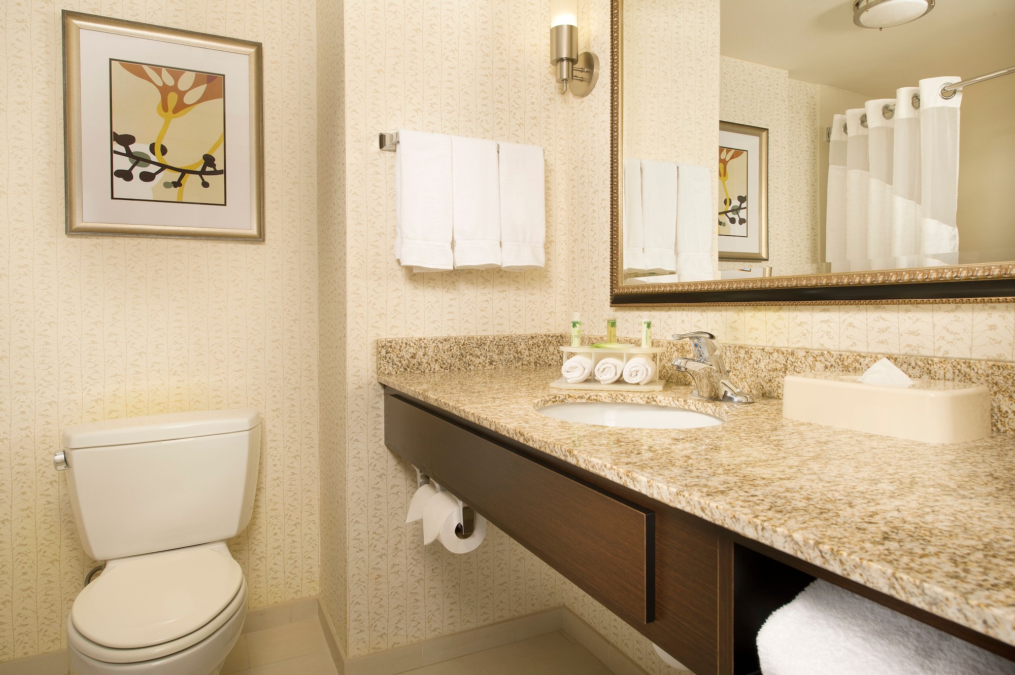 holiday inn express alexandria fort belvoir