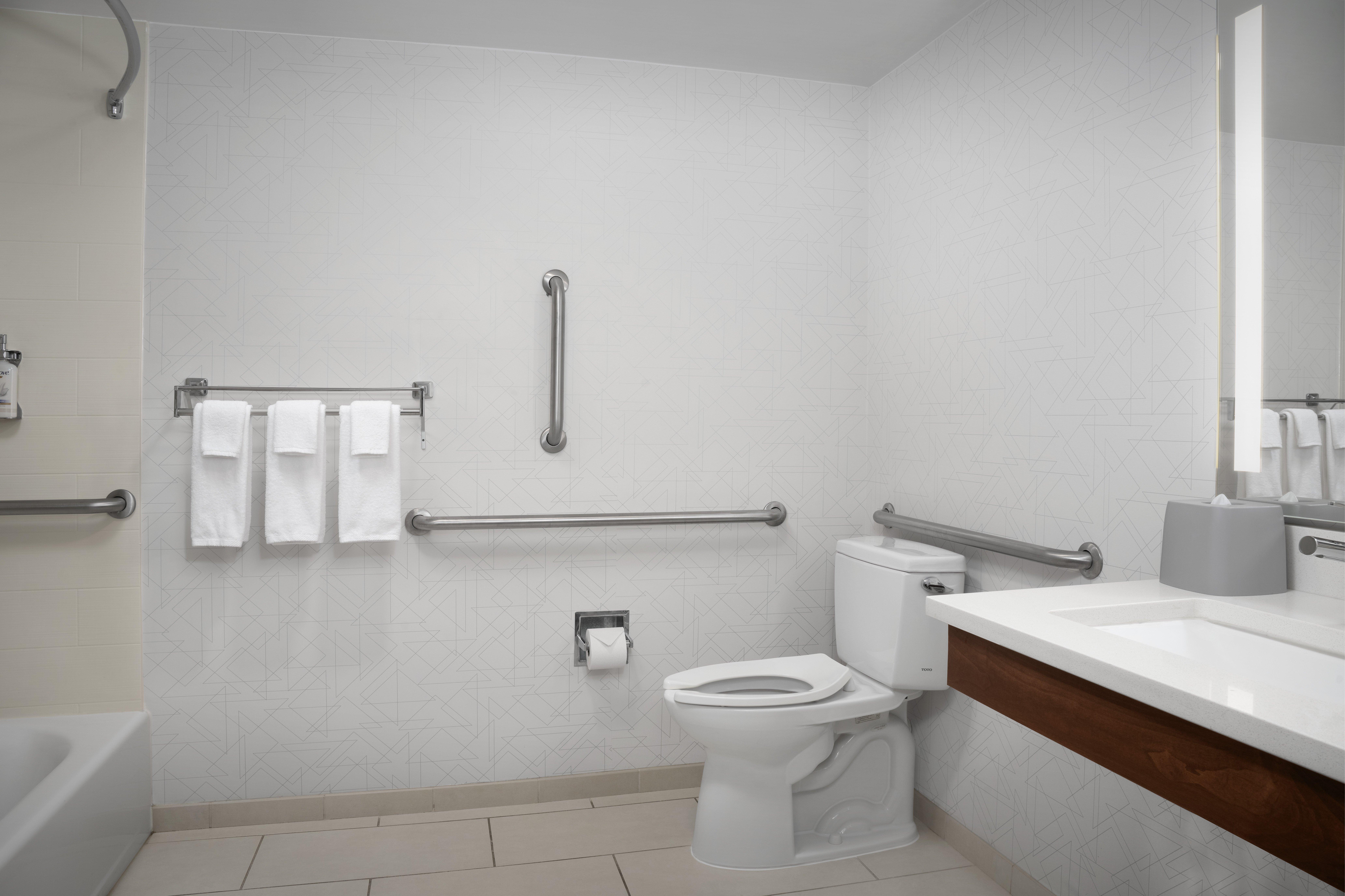 holiday inn express alexandria fort belvoir