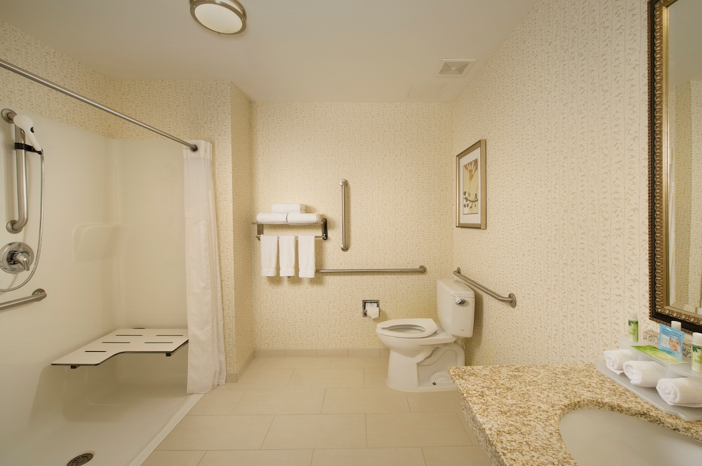 holiday inn express alexandria fort belvoir