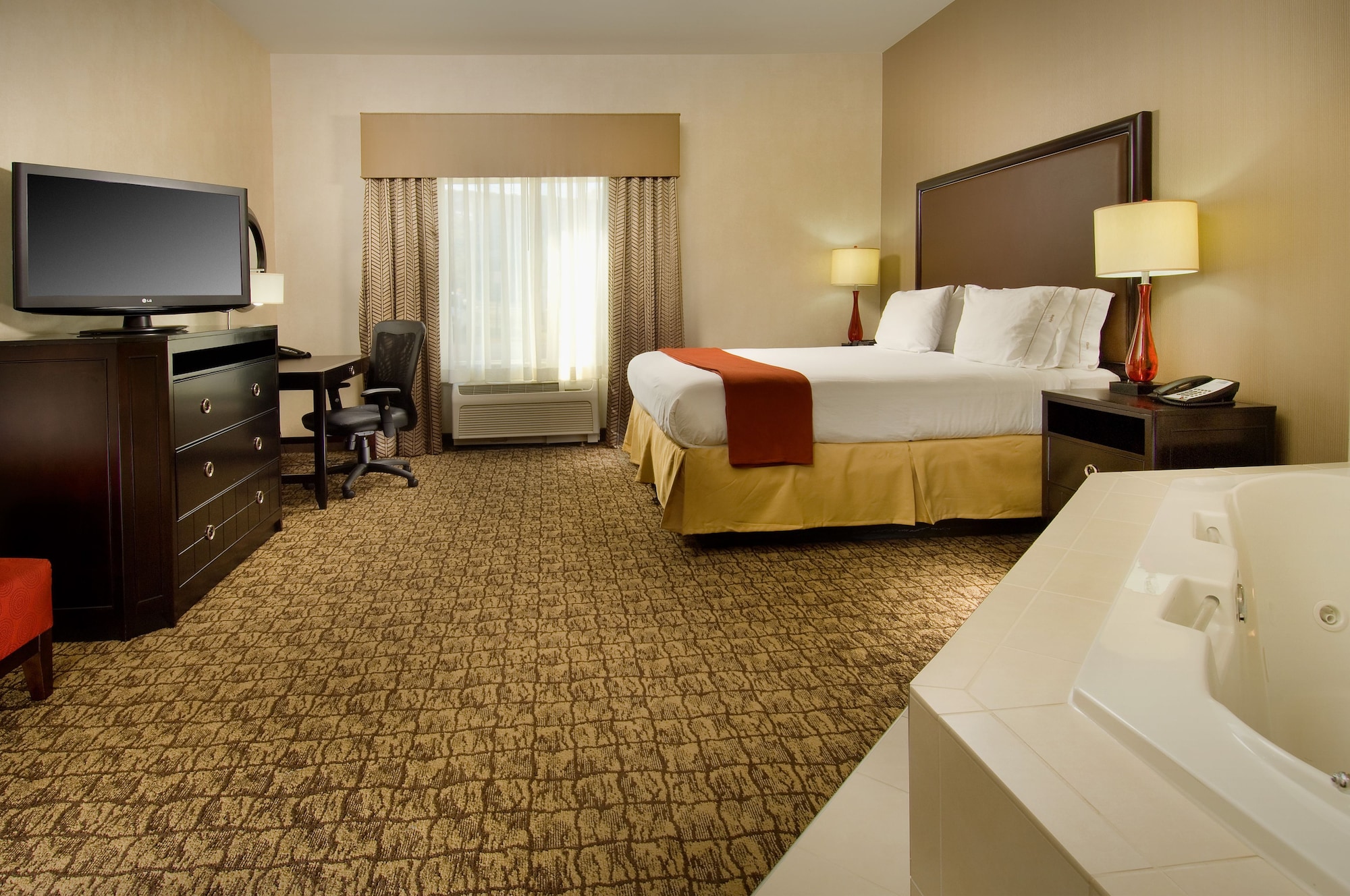 holiday inn express alexandria fort belvoir